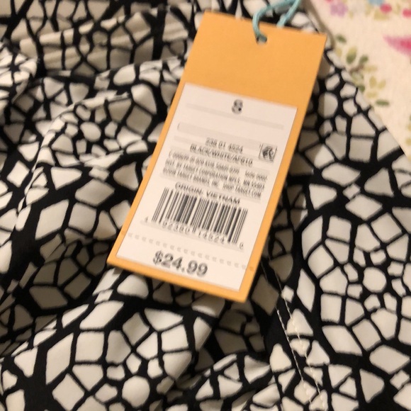 NWT Kona Sol Swimsuit top . Small - Picture 4 of 4